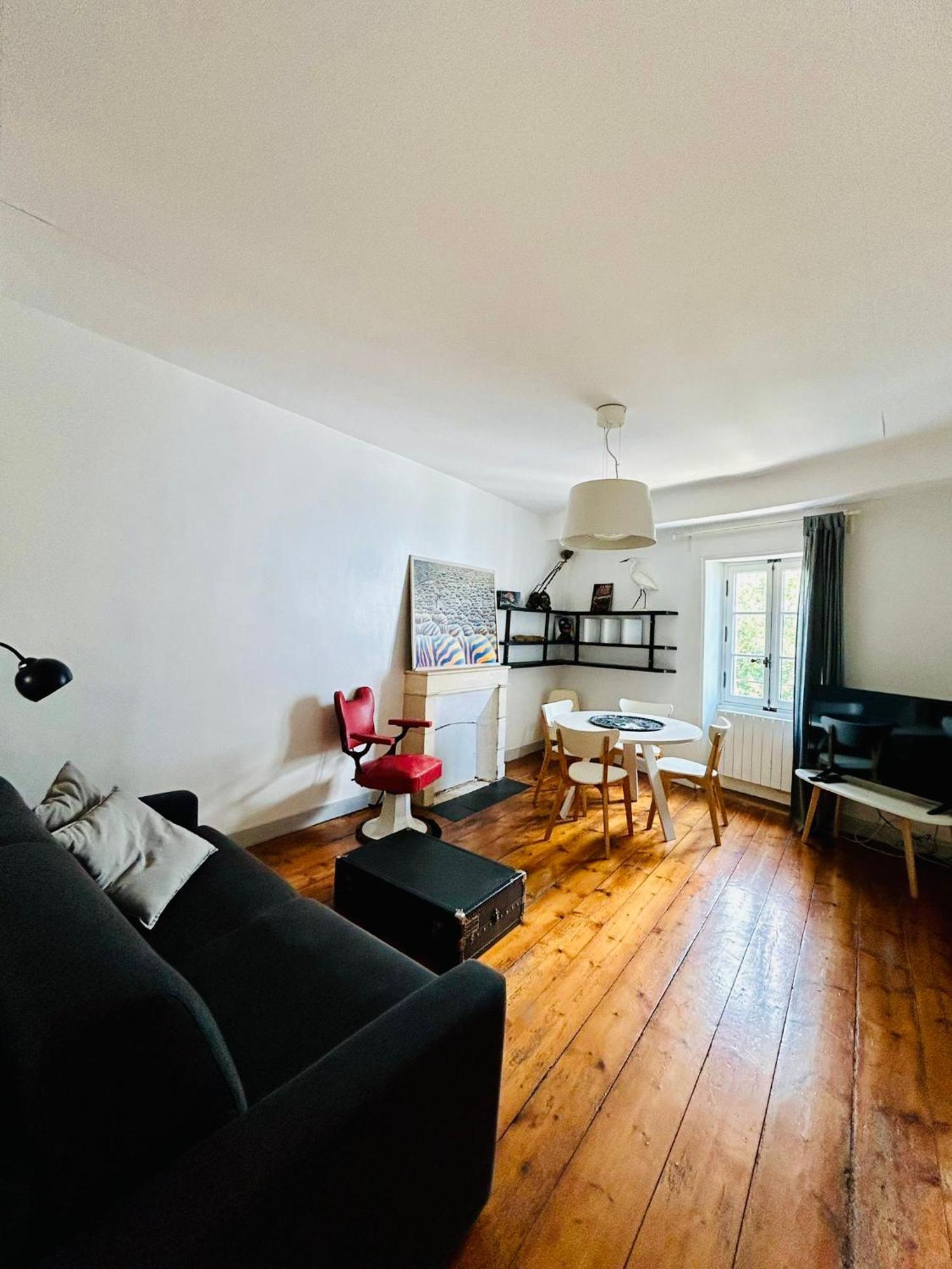 Apartment A La Rochelle 2 - 50m2 - 1 La Rochelle (Charente-Maritime)